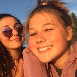 Meet your Posher, Allison